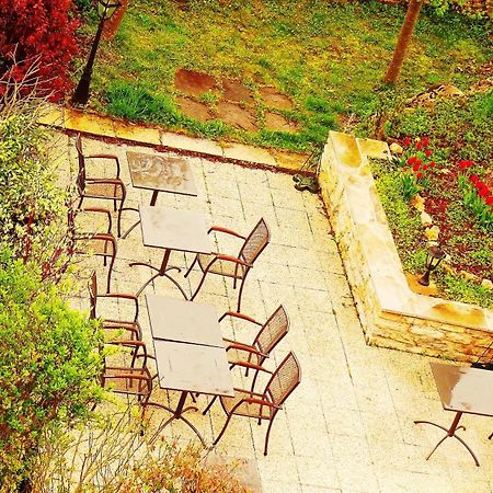 Logis Hotel Calisola Besancon - Soiree Etape Chalezeule Ngoại thất bức ảnh