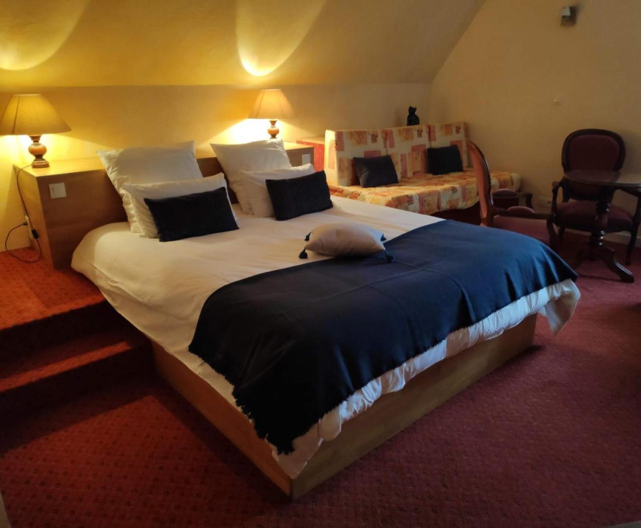 Logis Hotel Calisola Besancon - Soiree Etape Chalezeule Ngoại thất bức ảnh
