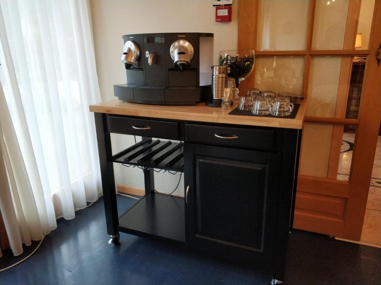 Logis Hotel Calisola Besancon - Soiree Etape Chalezeule Ngoại thất bức ảnh